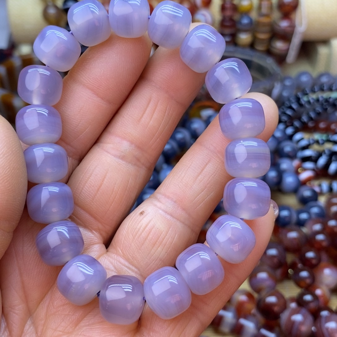 玛瑙/玉髓手链未镶嵌幾****?