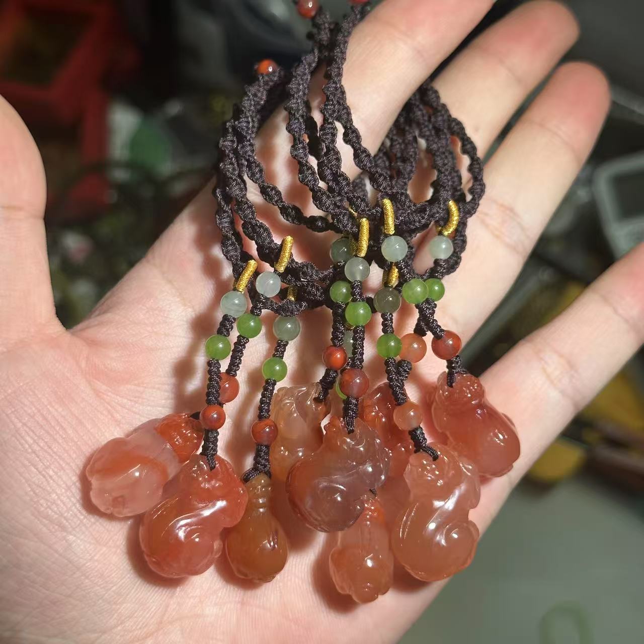 【O76】南红貔貅挂件多样性发其一