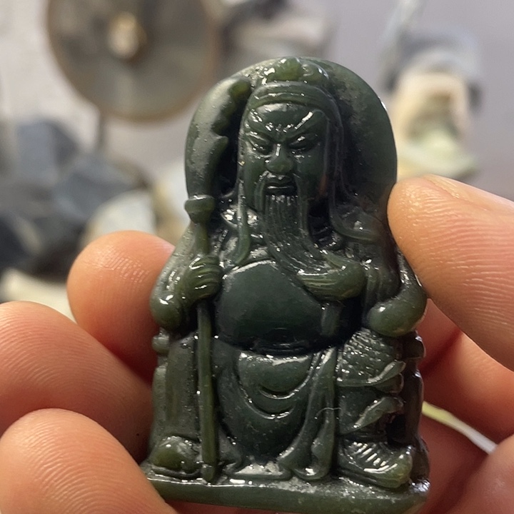 和田玉未镶嵌珠宝奇石