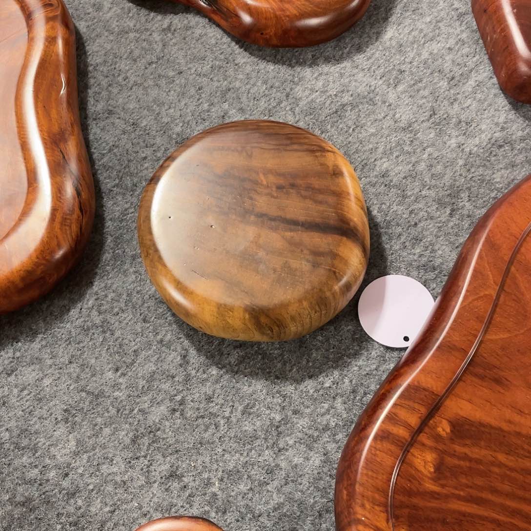 七*哥香樟木实木随行底