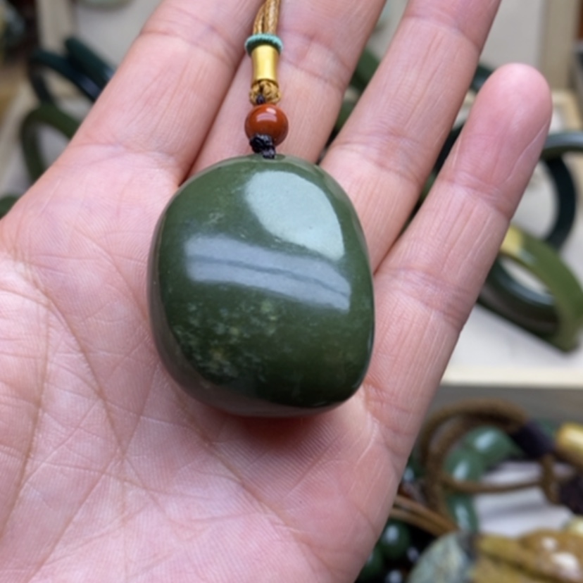 【闪购商品】和田玉挂件足铂镶嵌