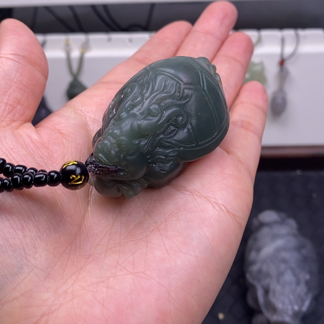 和田玉未镶嵌挂件和田玉玉龙龟把件