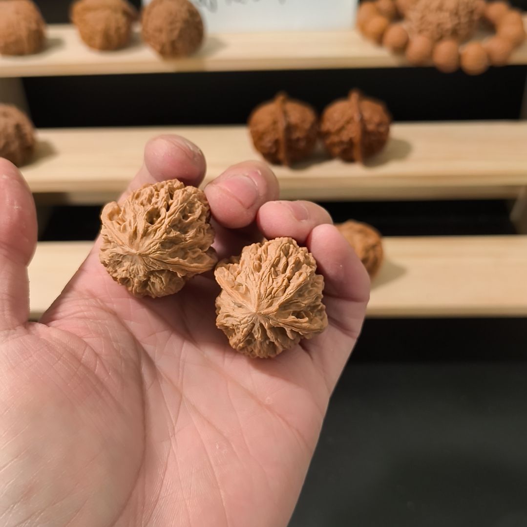 文玩核桃吊坠36野牛