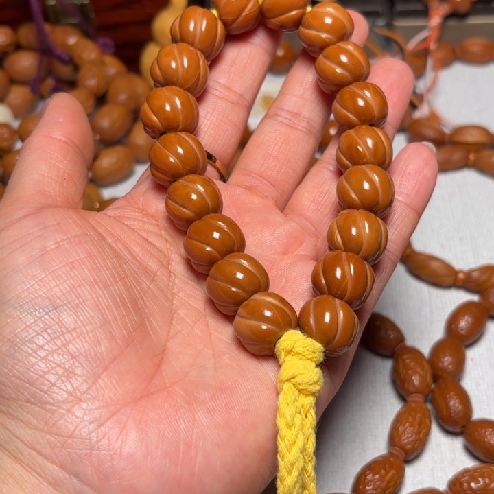 橄榄核手串/手链猴头花卷