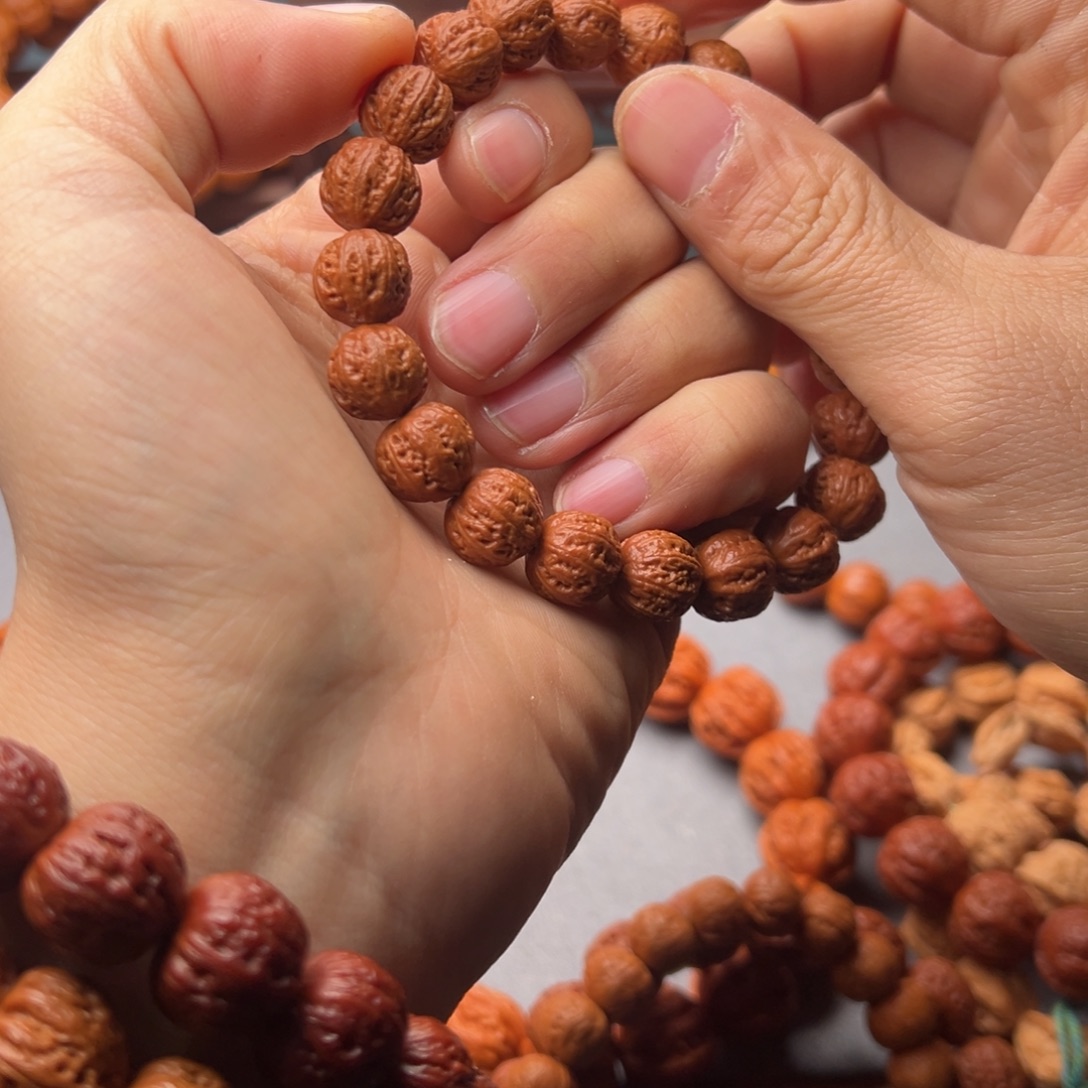 大***海文玩核桃手串12八棱