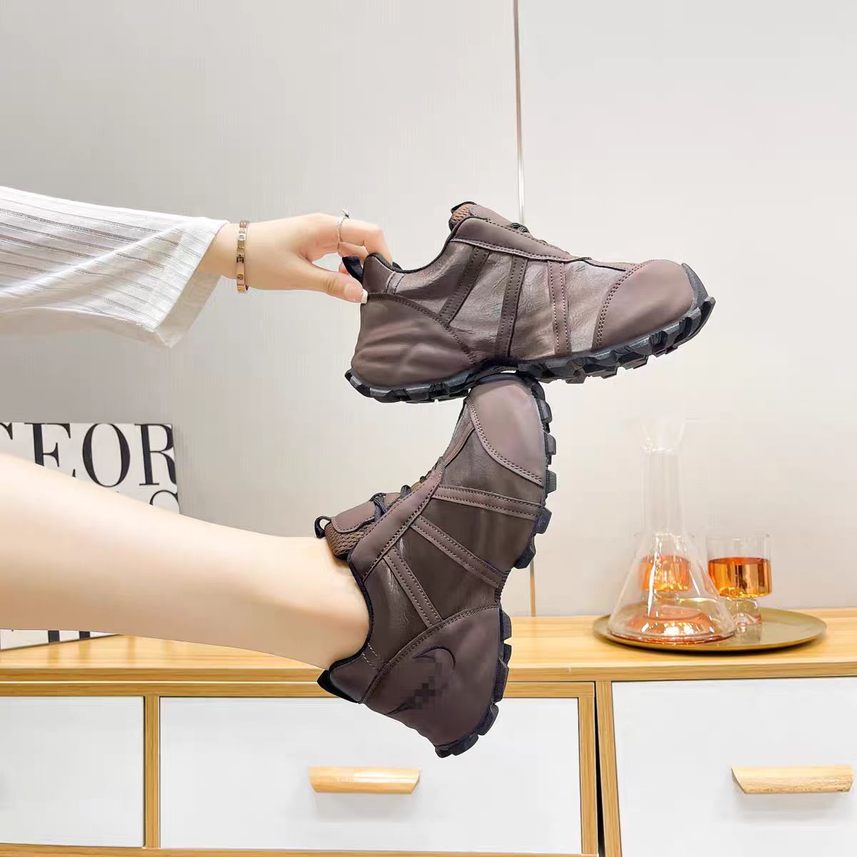 新款休闲百搭系带复古厚底运动鞋老爹鞋女2328