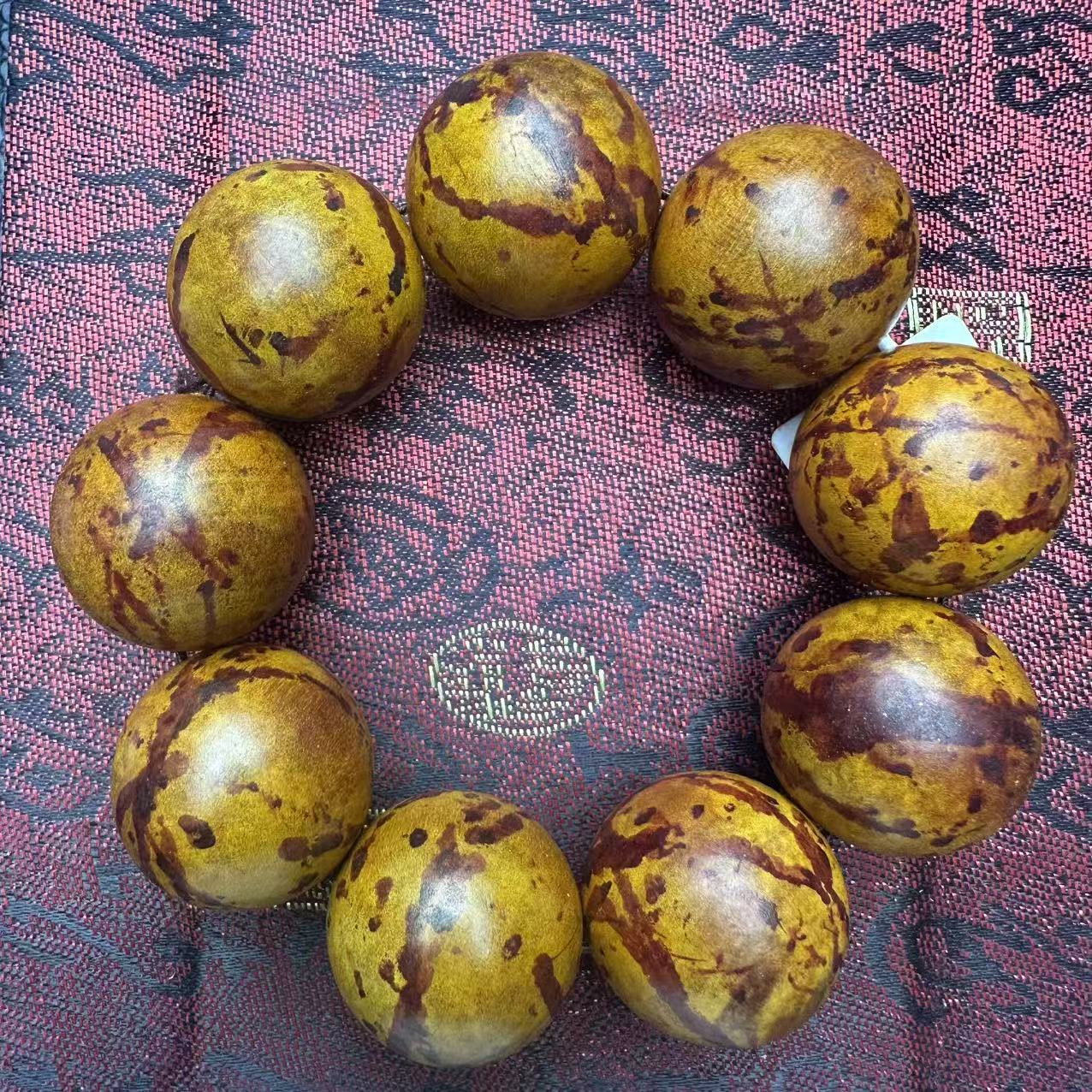 开总文玩天然沉香木串164