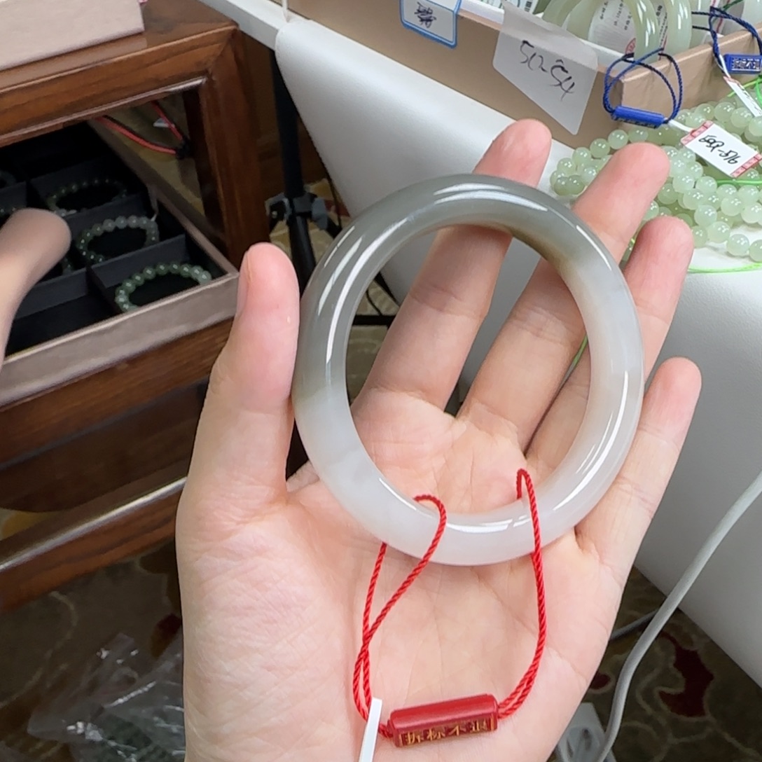 和田玉未镶嵌手镯57