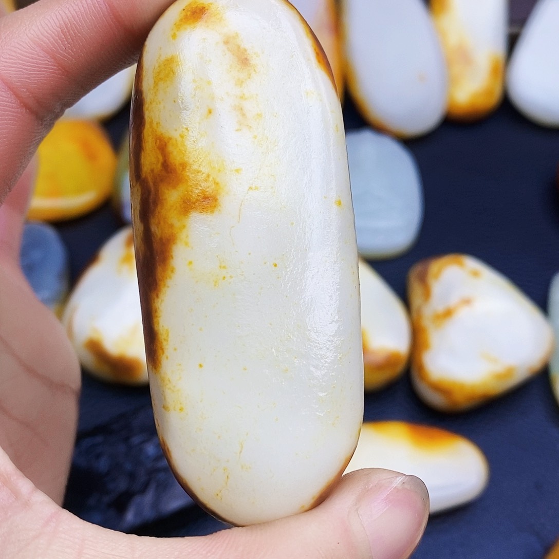 和田玉挂件未镶嵌刘*哥