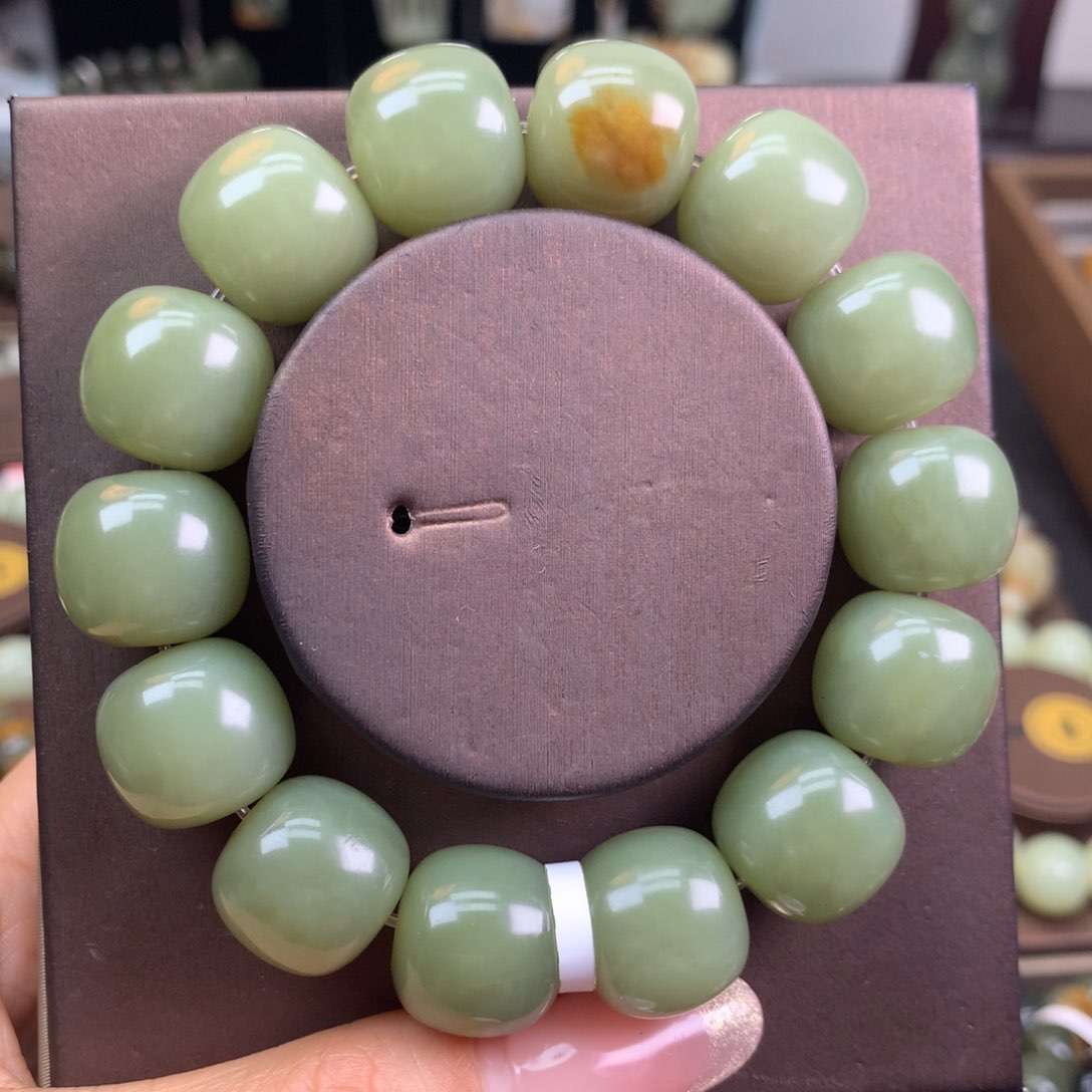 和田玉手链未镶嵌