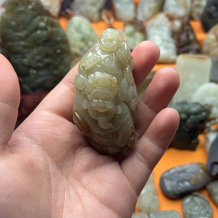 和田玉（糖玉）颈饰未镶嵌?***好