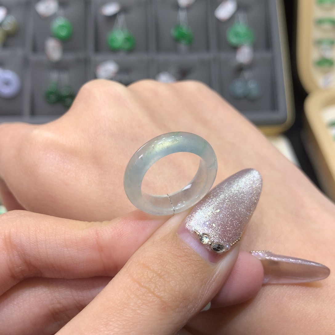 翡翠戒指未镶嵌8-9金丝阳