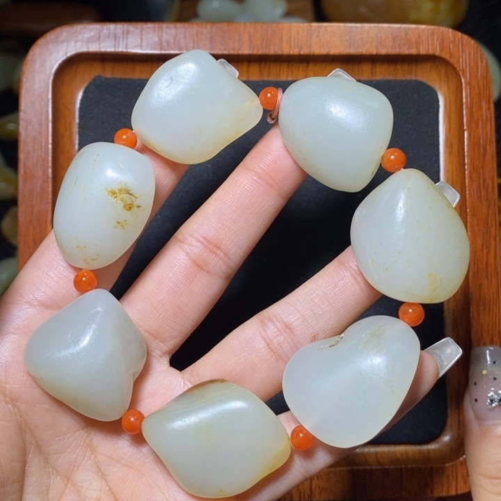 和田玉手链未镶嵌