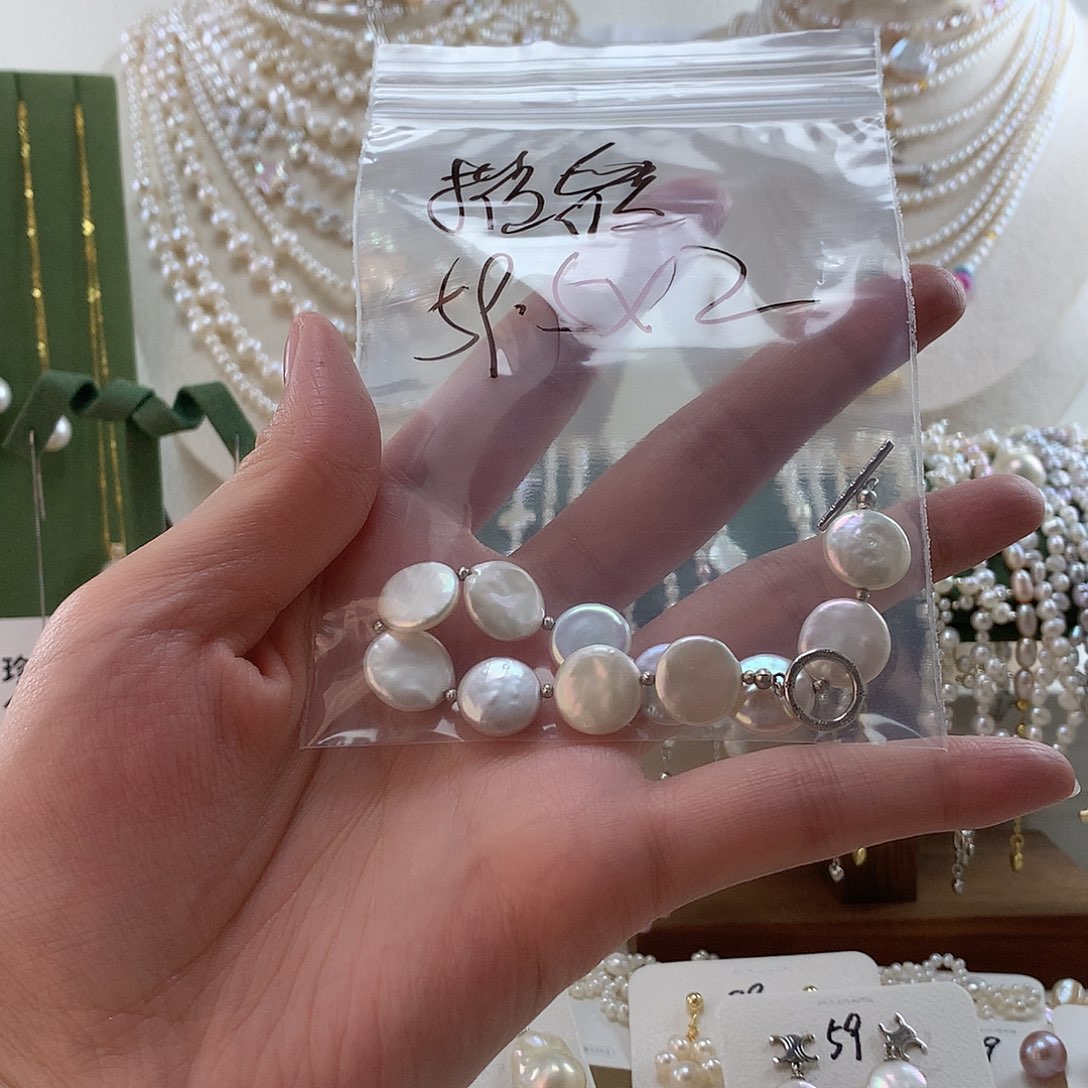 ღ***ღ淡水珍珠银S925镶嵌手绳