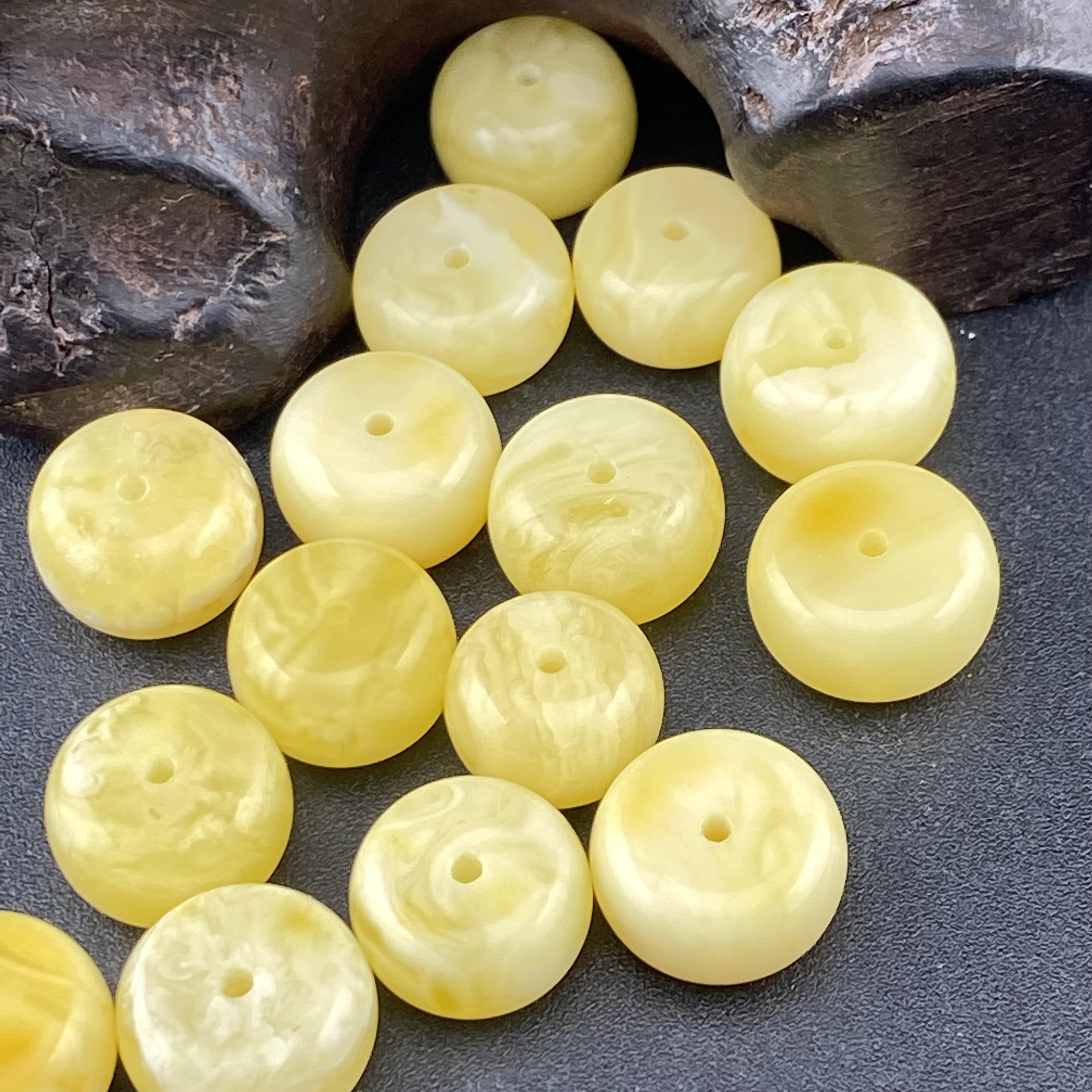 天然俄料鸡油黄蜜蜡老型珠子DIY配珠文玩配饰