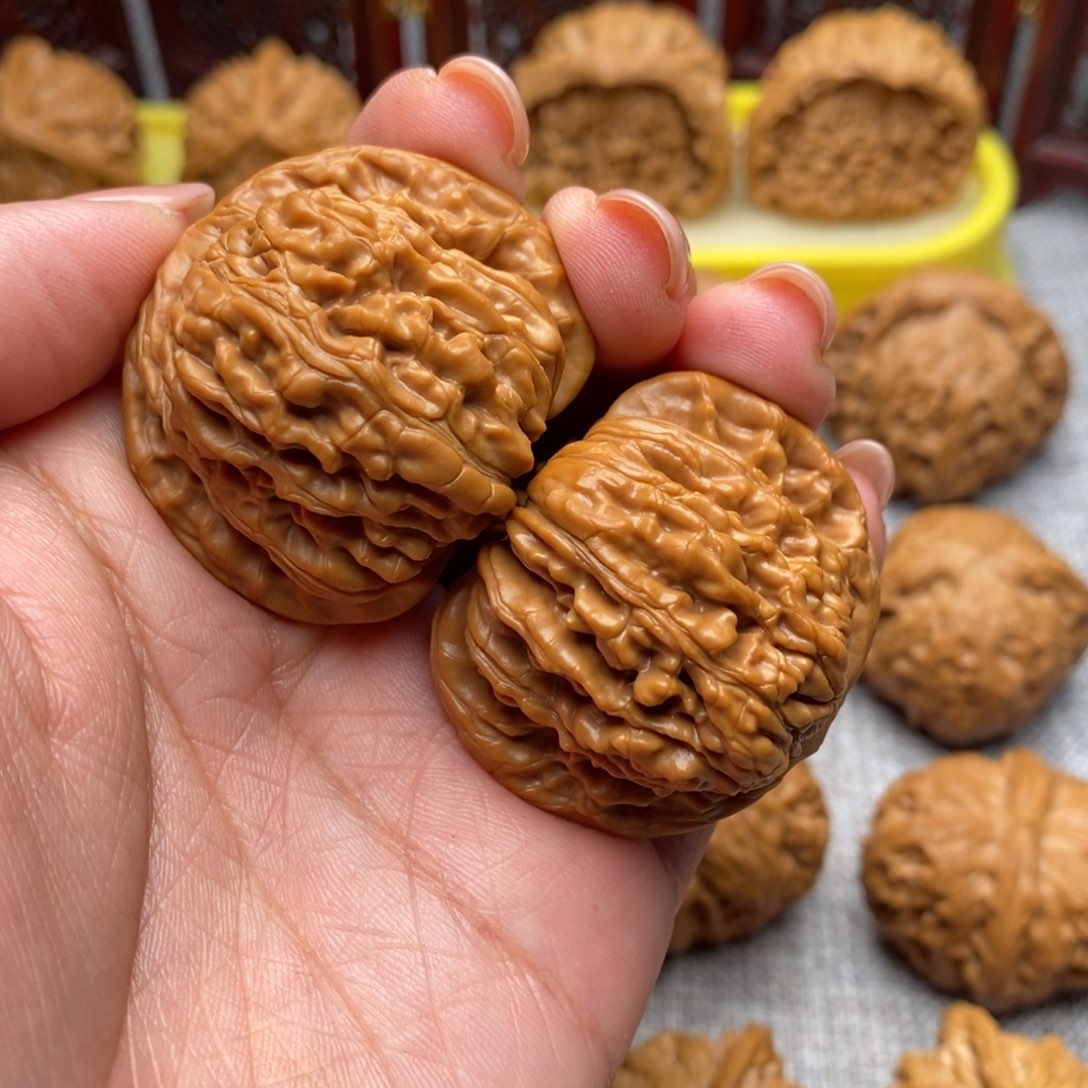 文玩核桃把件朵***呆汉高楼41