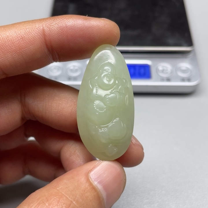 和田玉吊坠(不含链)未镶嵌是**吖