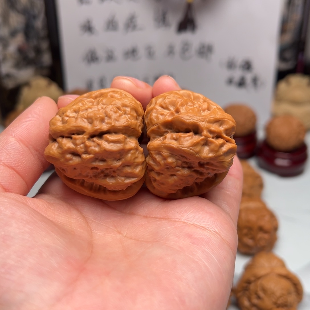 文玩核桃吊坠蛤蟆头40