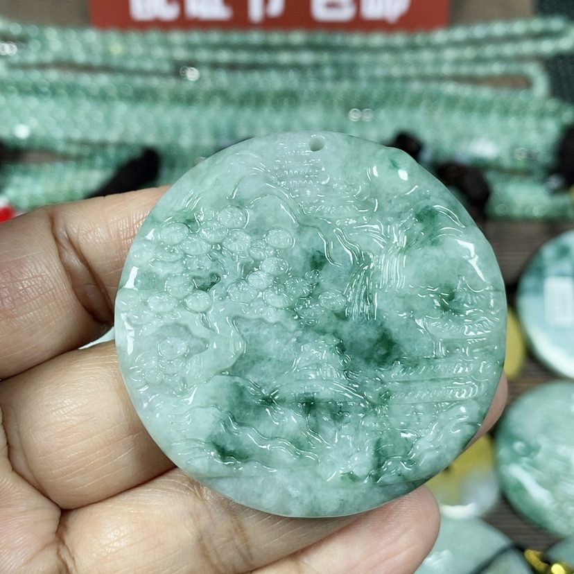 【闪购商品】翡翠颈饰未镶嵌玉吊坠翡翠玉圆形山水牌