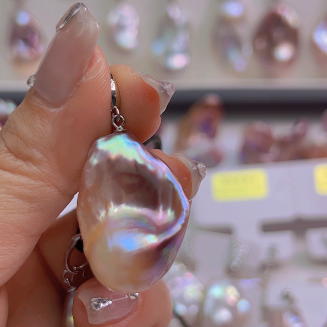 淡水珍珠未镶嵌吊坠(赠链)素*?