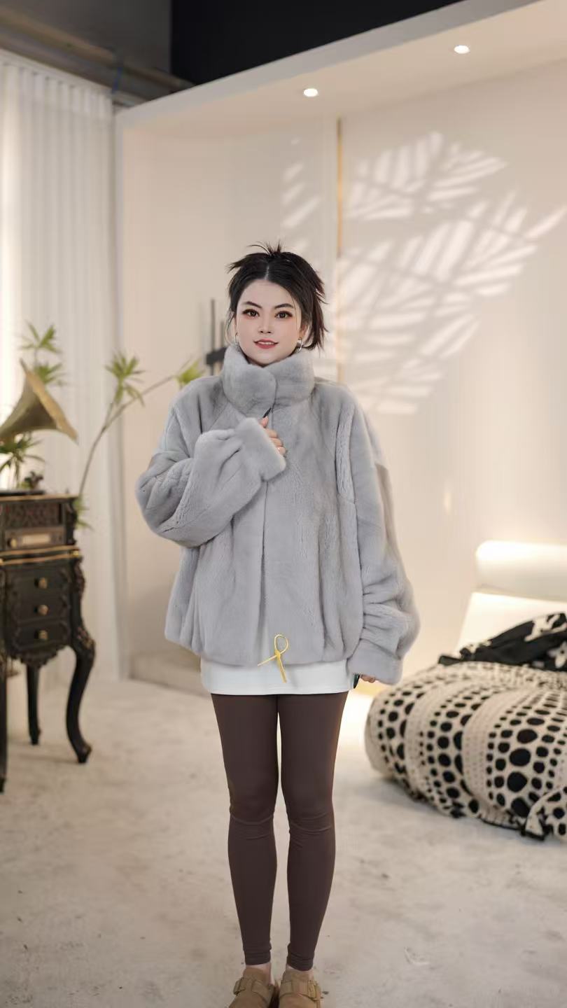 进口紫金短二天鹅绒水貂貂皮大衣短款阔版可立可翻时尚皮草外套女