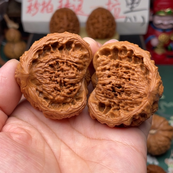 【闪购商品】把件文玩核桃45全品聚宝盆