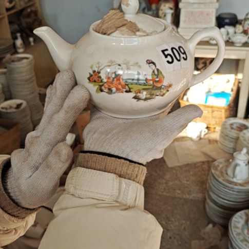 库存瓷片多孔茶壶