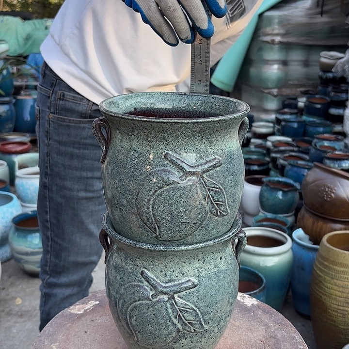 高度20厘米口17厘米