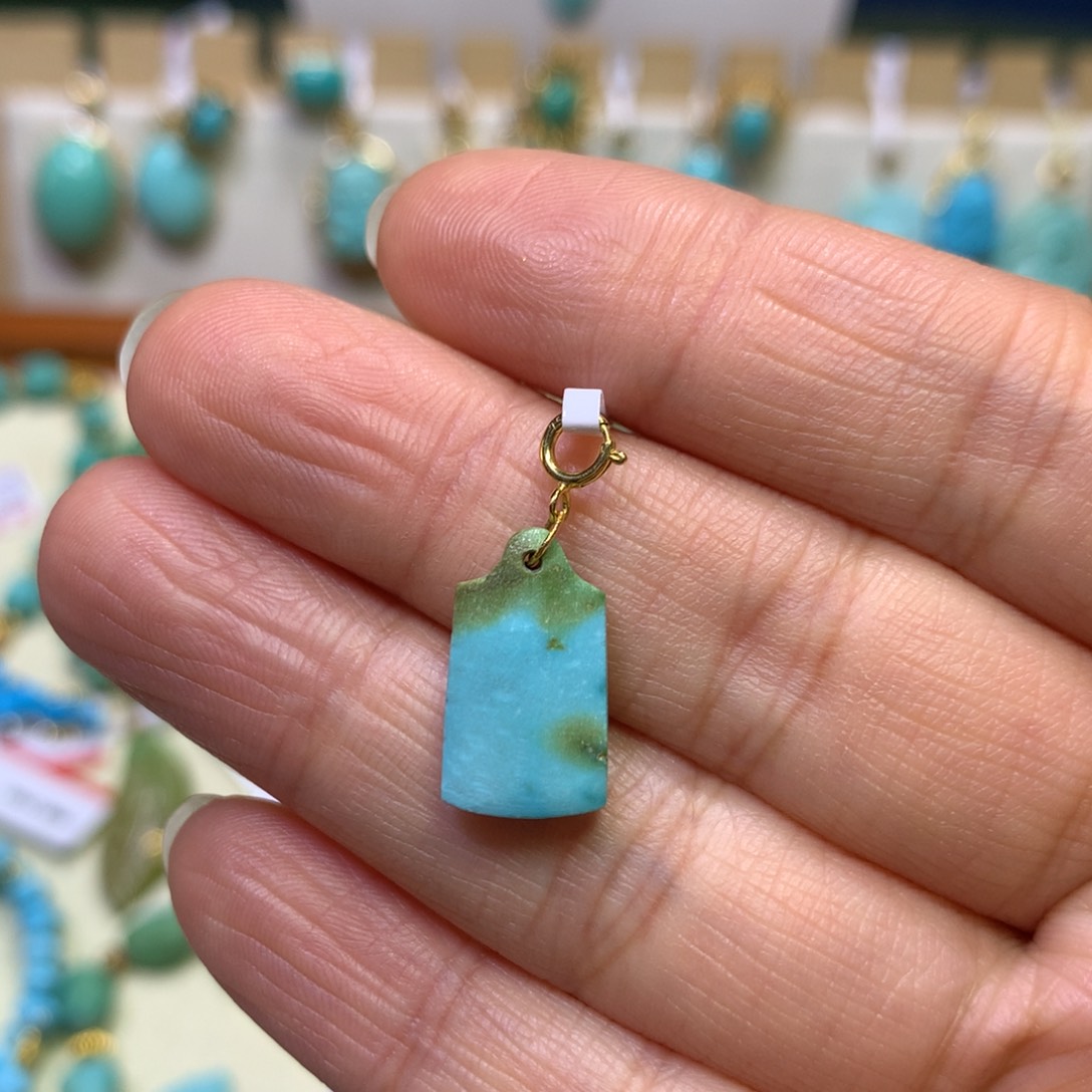 绿松石挂件18K金镶嵌