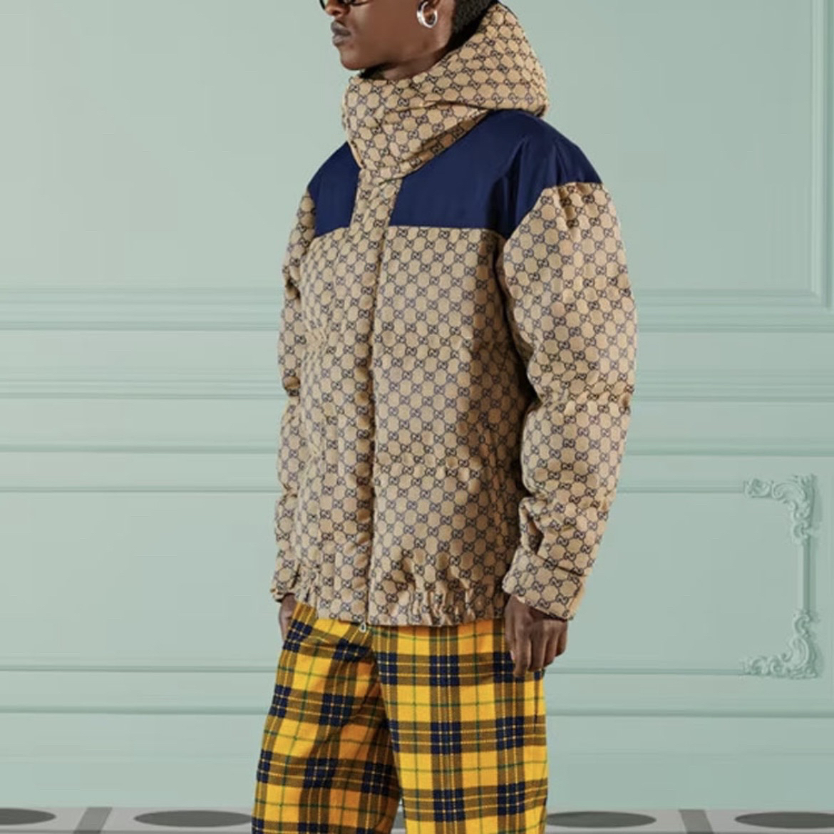 99新 GUCCI/古驰 6863/ 满印可拆卸兜帽羽绒夹克/XL码
