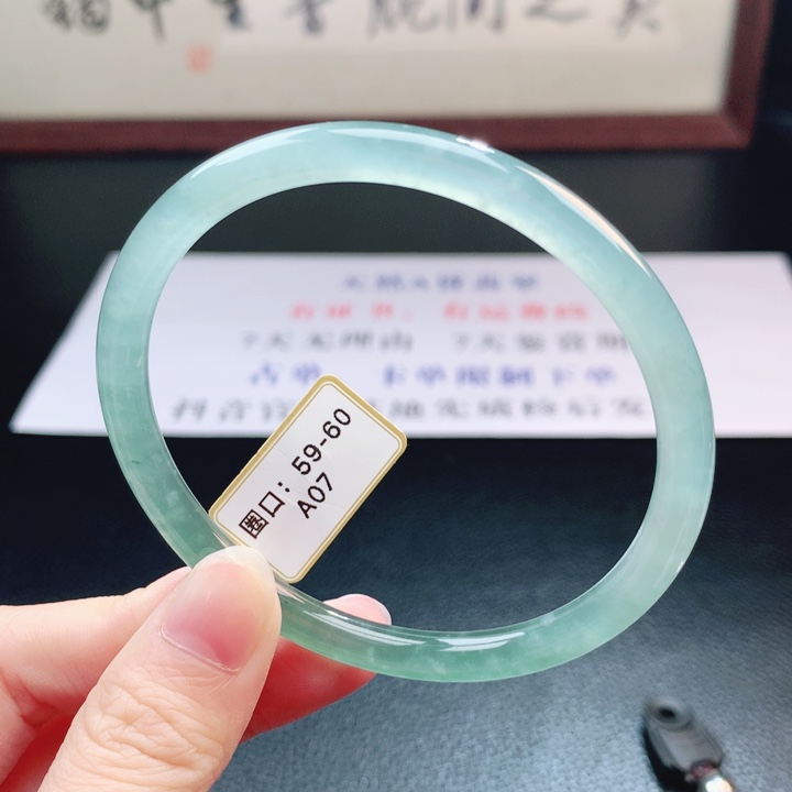 翡翠未镶嵌手镯翡翠手镯29