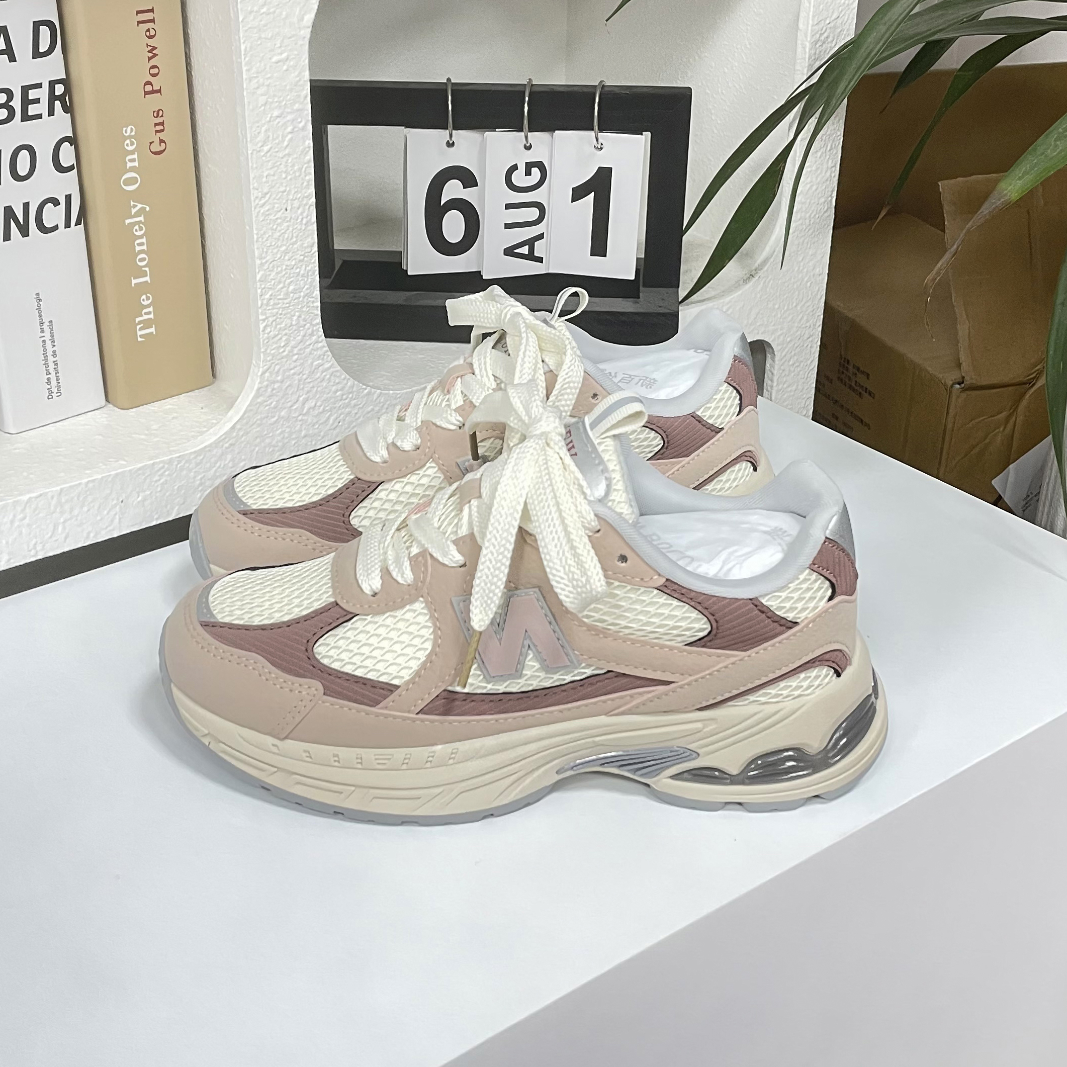 NEW BOLUNE/新百伦2025新款女跑鞋潮流百搭运动鞋舒适老爹鞋