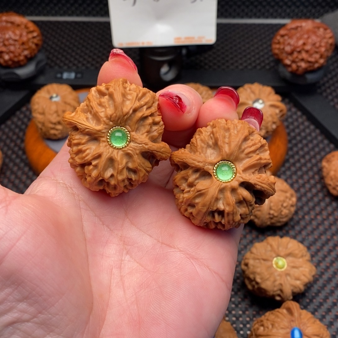 文玩核桃把件苹果园42边44肚