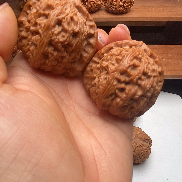 文玩核桃三角白41全品