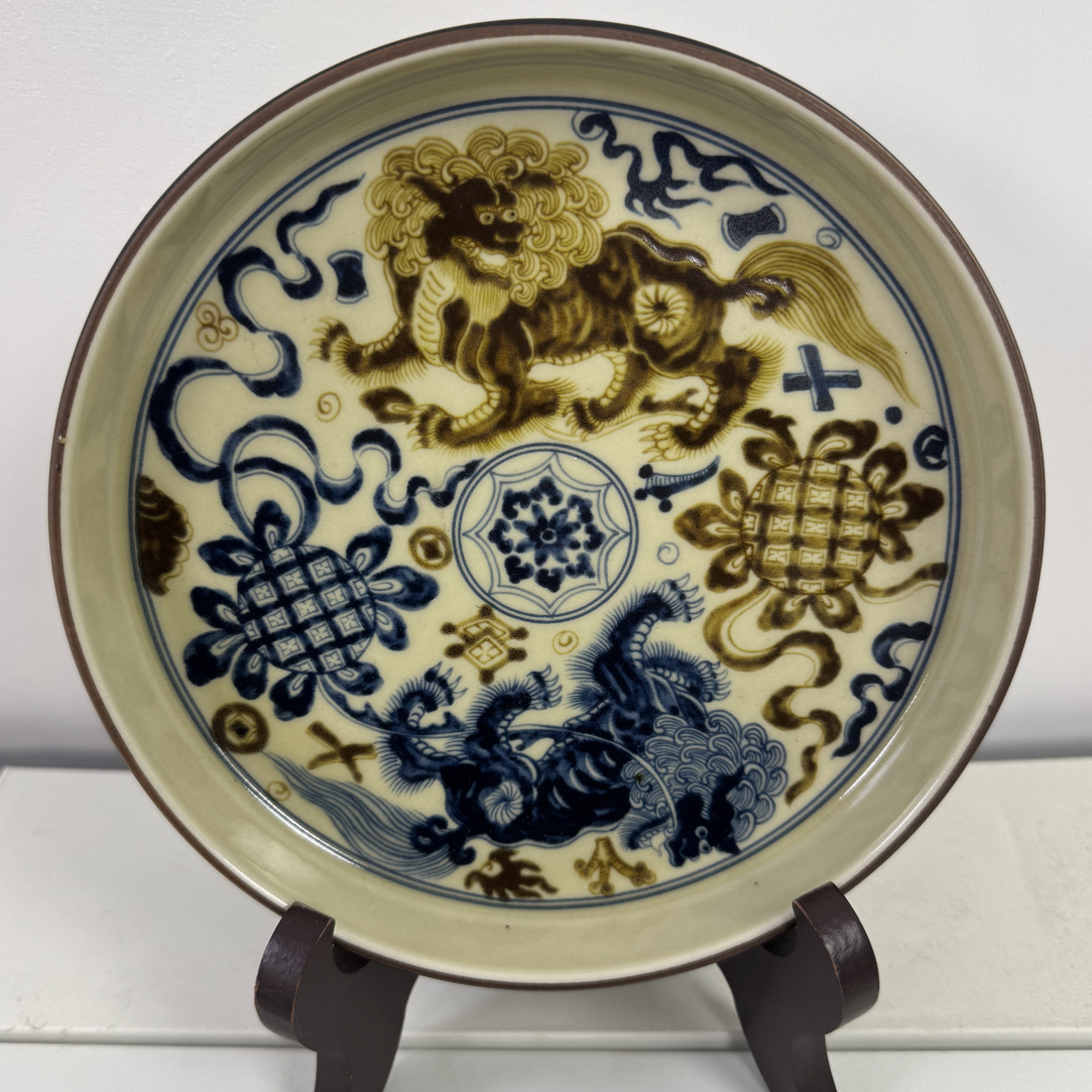 景德镇釉里金狮子壶承