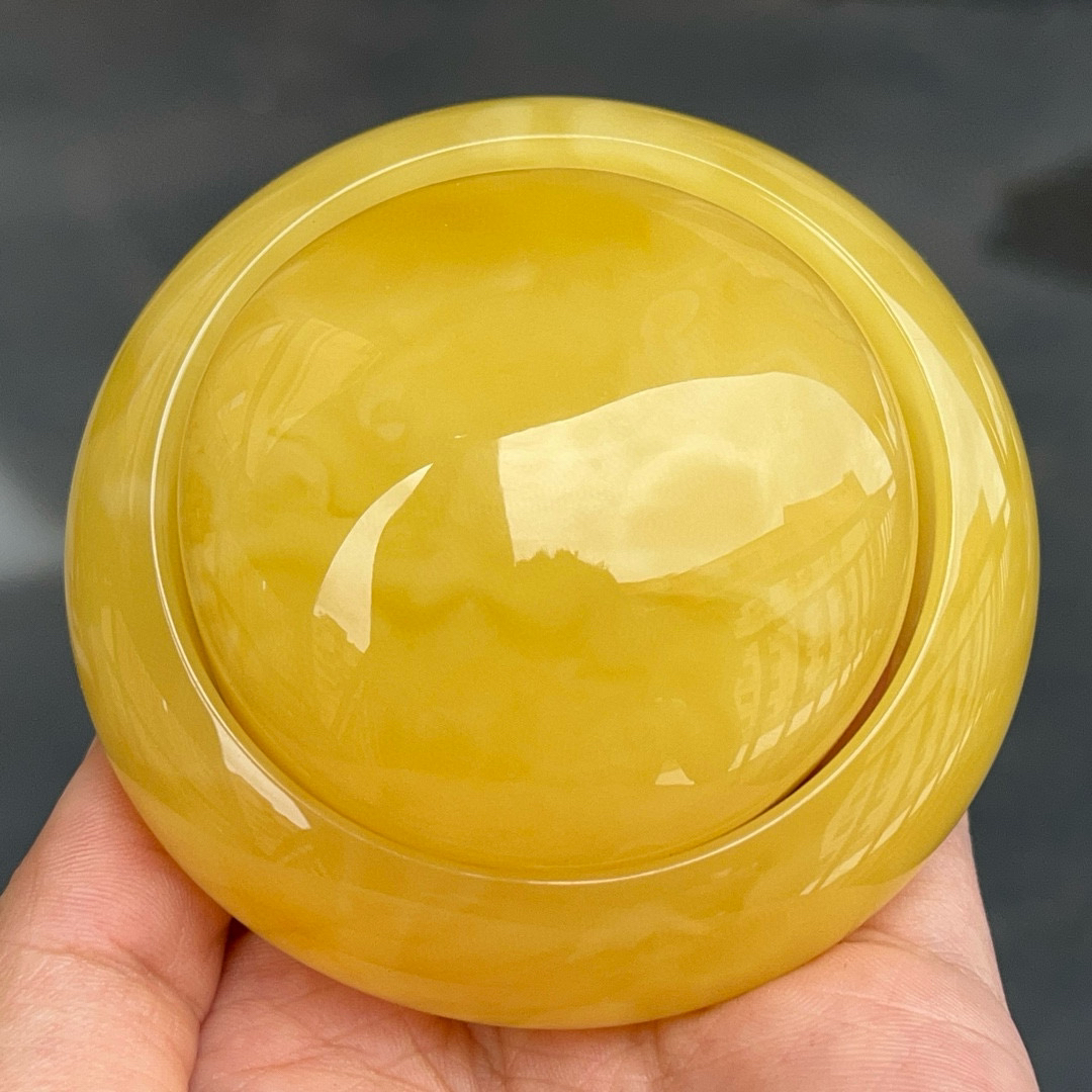 精美白花蜜蜡手镯57圈口