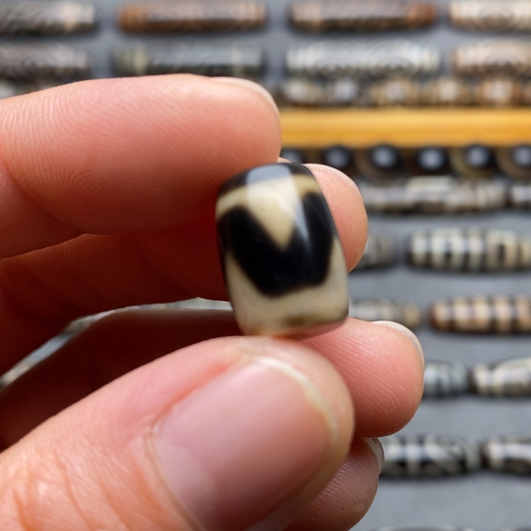 小***雷玛瑙/玉髓合金颈饰