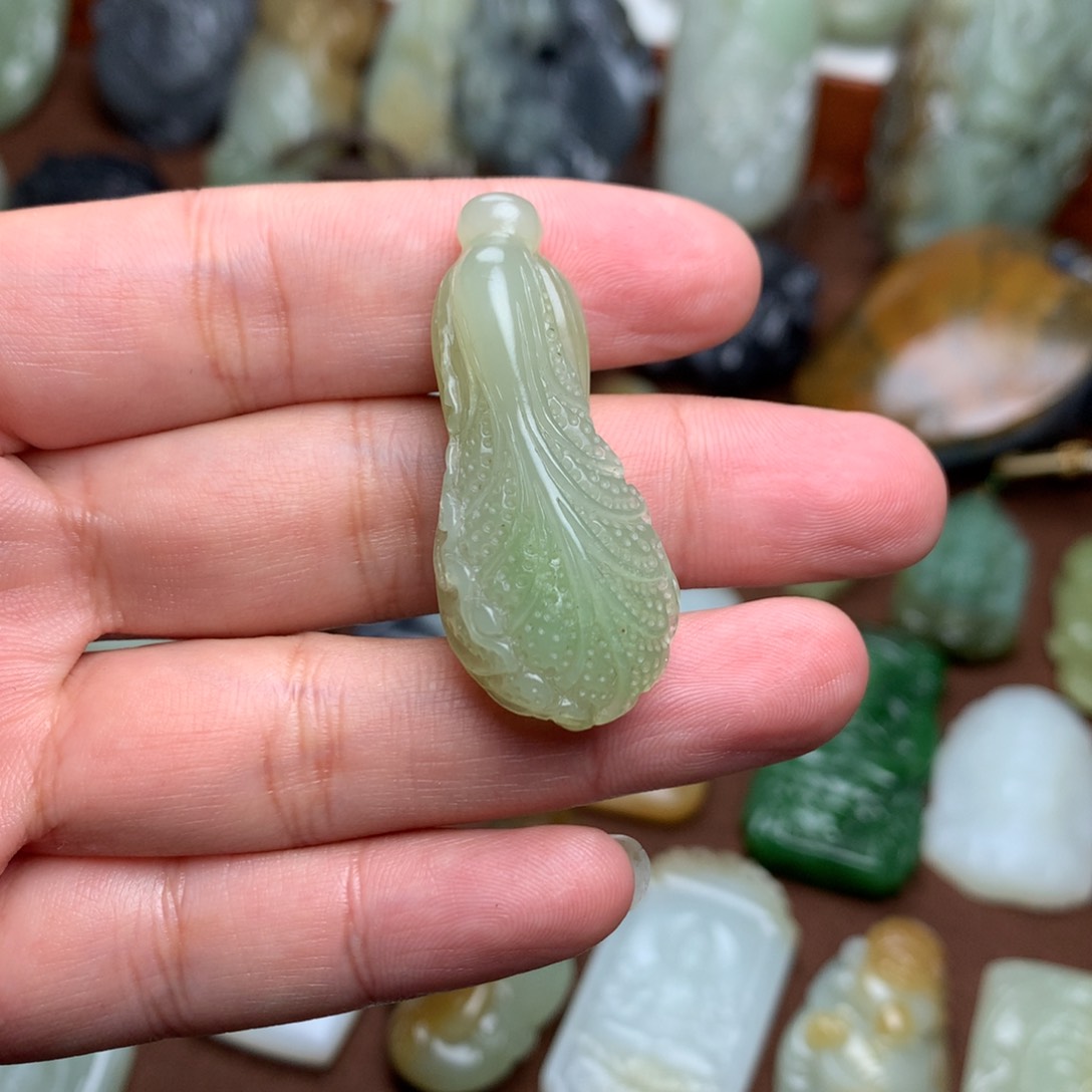 和田玉挂件未镶嵌