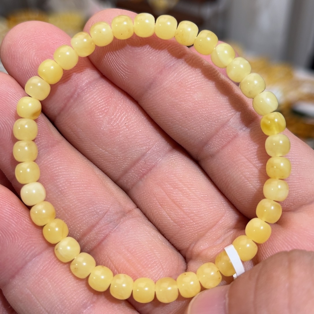 琥珀未镶嵌手链微瑕00005.5mm