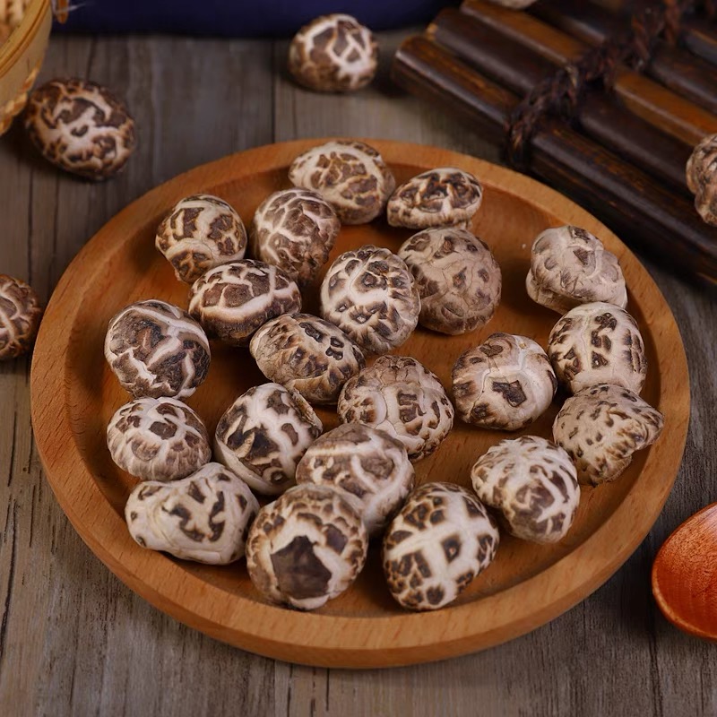 农户珍珠菇 小花菇 香菇丁 个小肉厚味道鲜香 食用菌干货