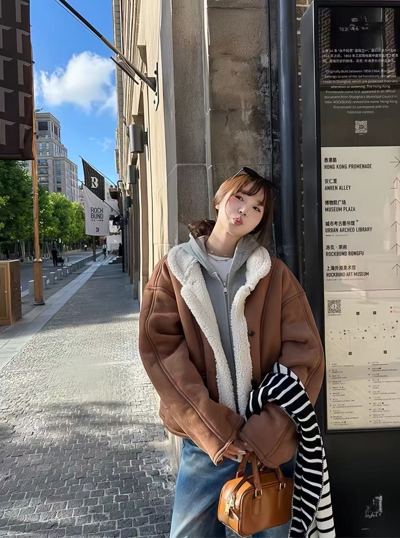 赵露思同款皮毛一体外套女2025秋冬季新款韩版小个子宽松时尚上衣