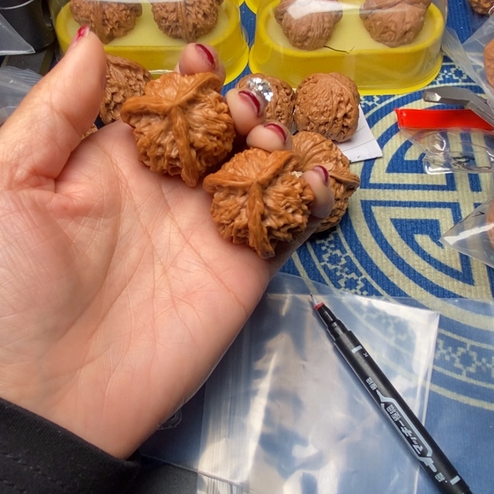 桃核吊坠三棱37核桃