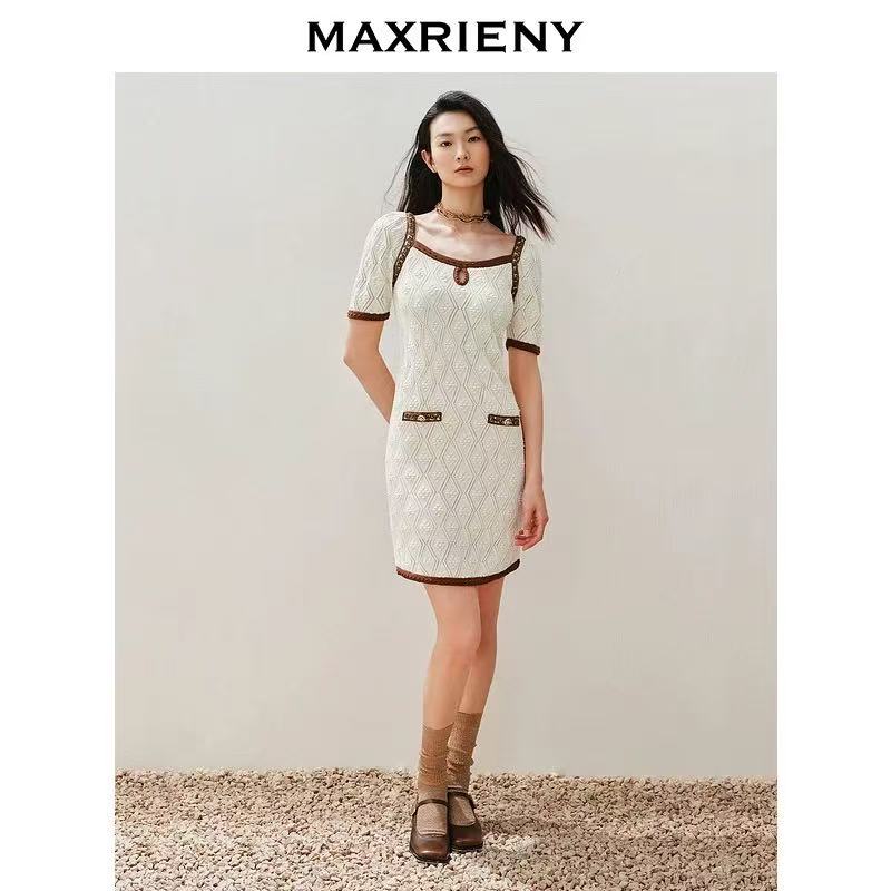 MAXRIENY华丽钉珠连衣裙直身短款