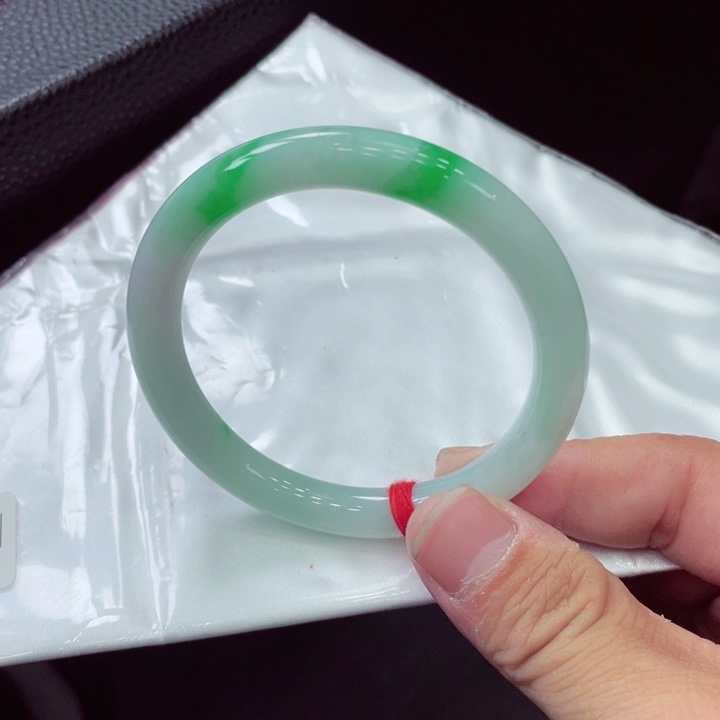 未镶嵌手镯翡翠翡翠