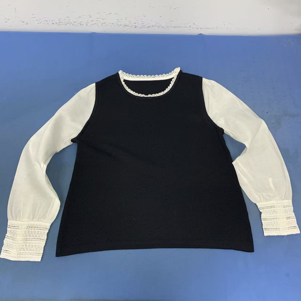 梅十五  简约风圆圈秋季圆领拼接长袖衬衫女士毛针织衫   5502036