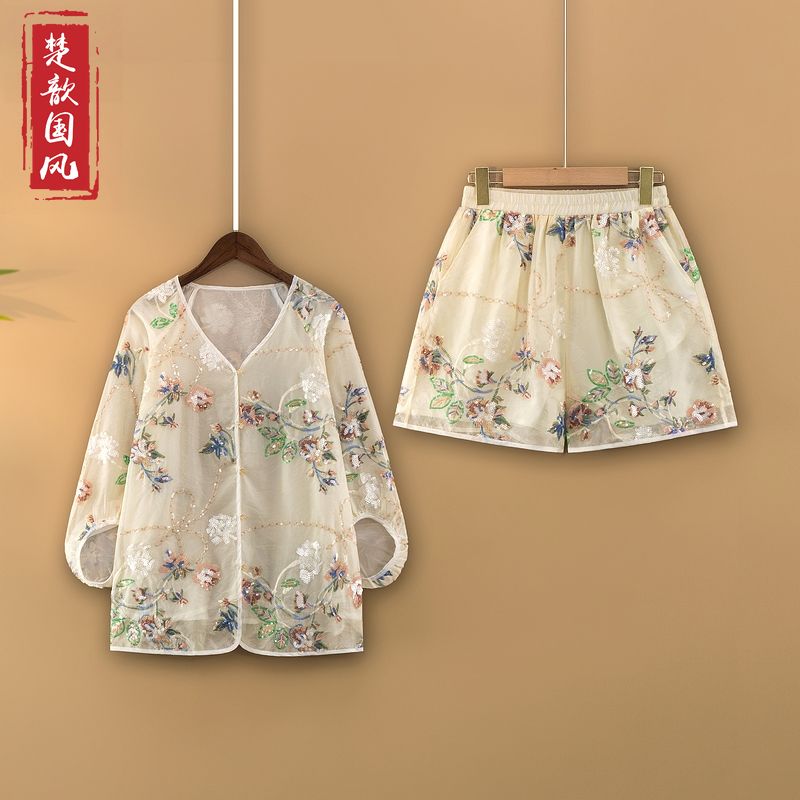 【花妍】2025新款夏季新中式上衣+短裤亮片绣花薄款国风两件套装女
