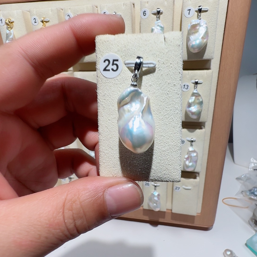 合金颈饰淡水珍珠