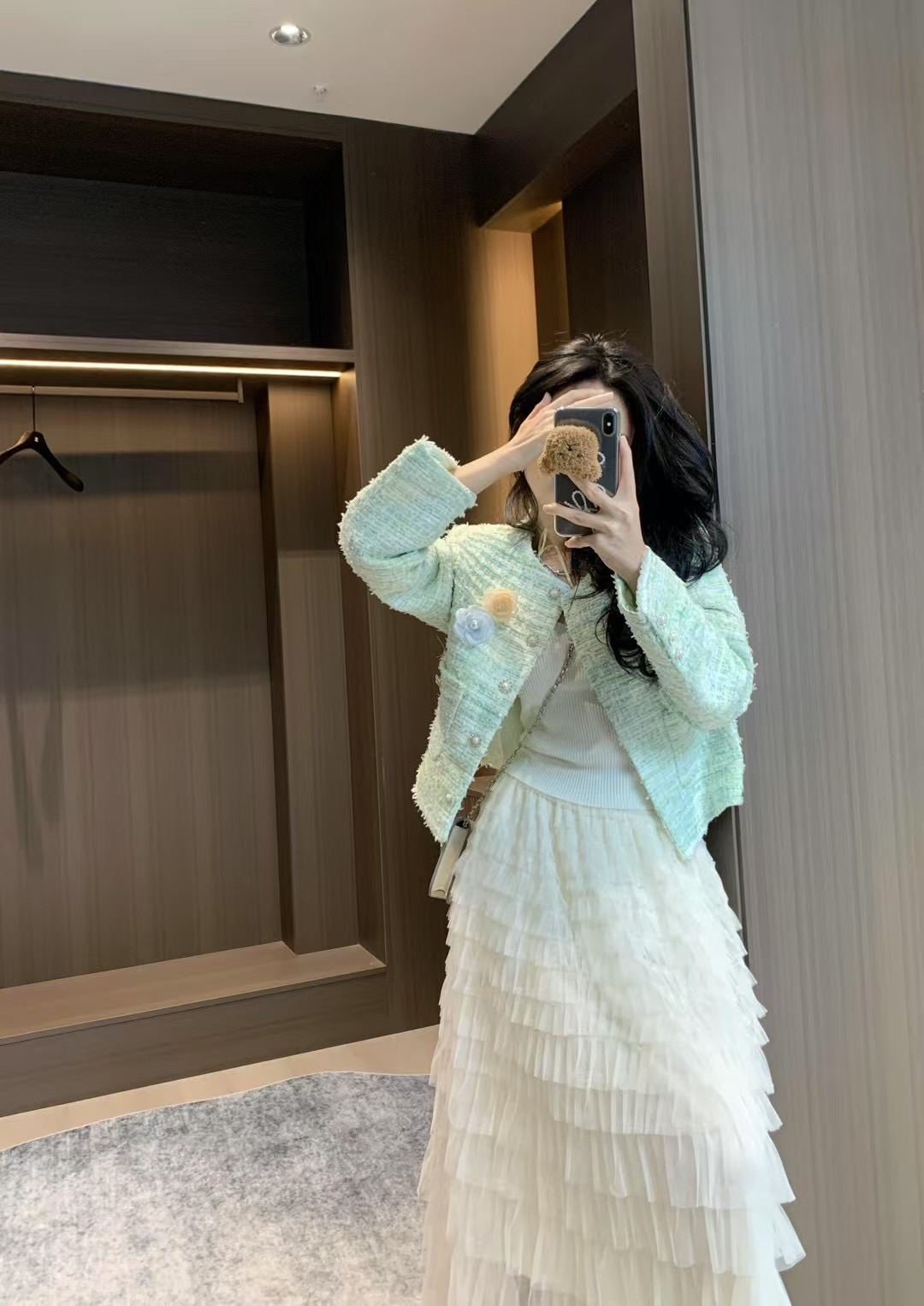 加厚保暖皮毛一体厚外套网红白色