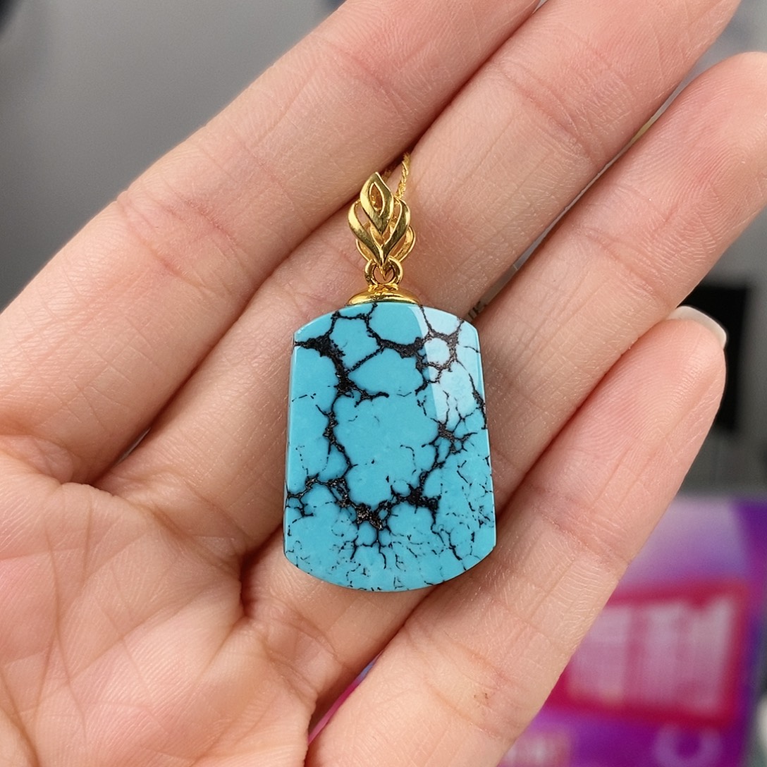 绿松石18K金镶嵌珠宝奇石