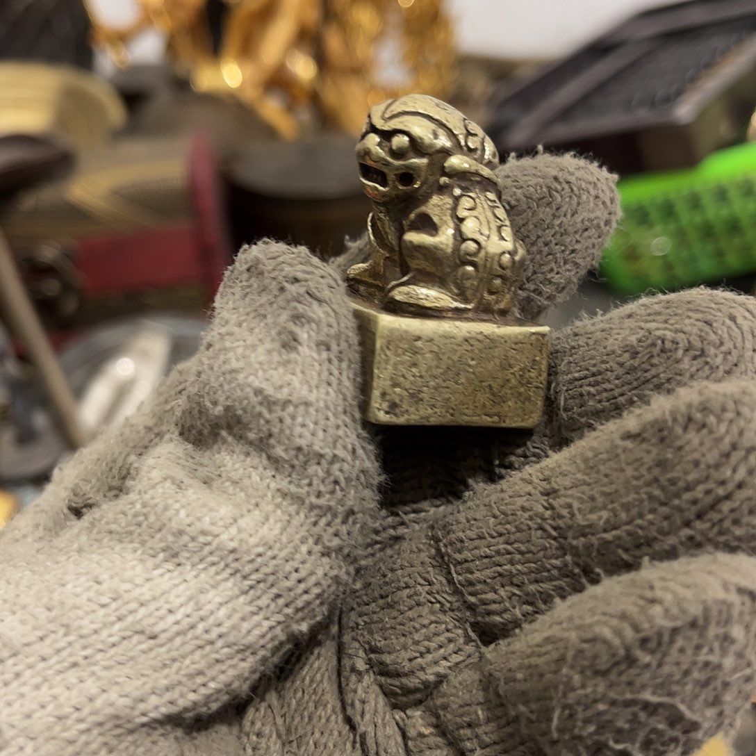 世***者闪电购铜摆件工艺品